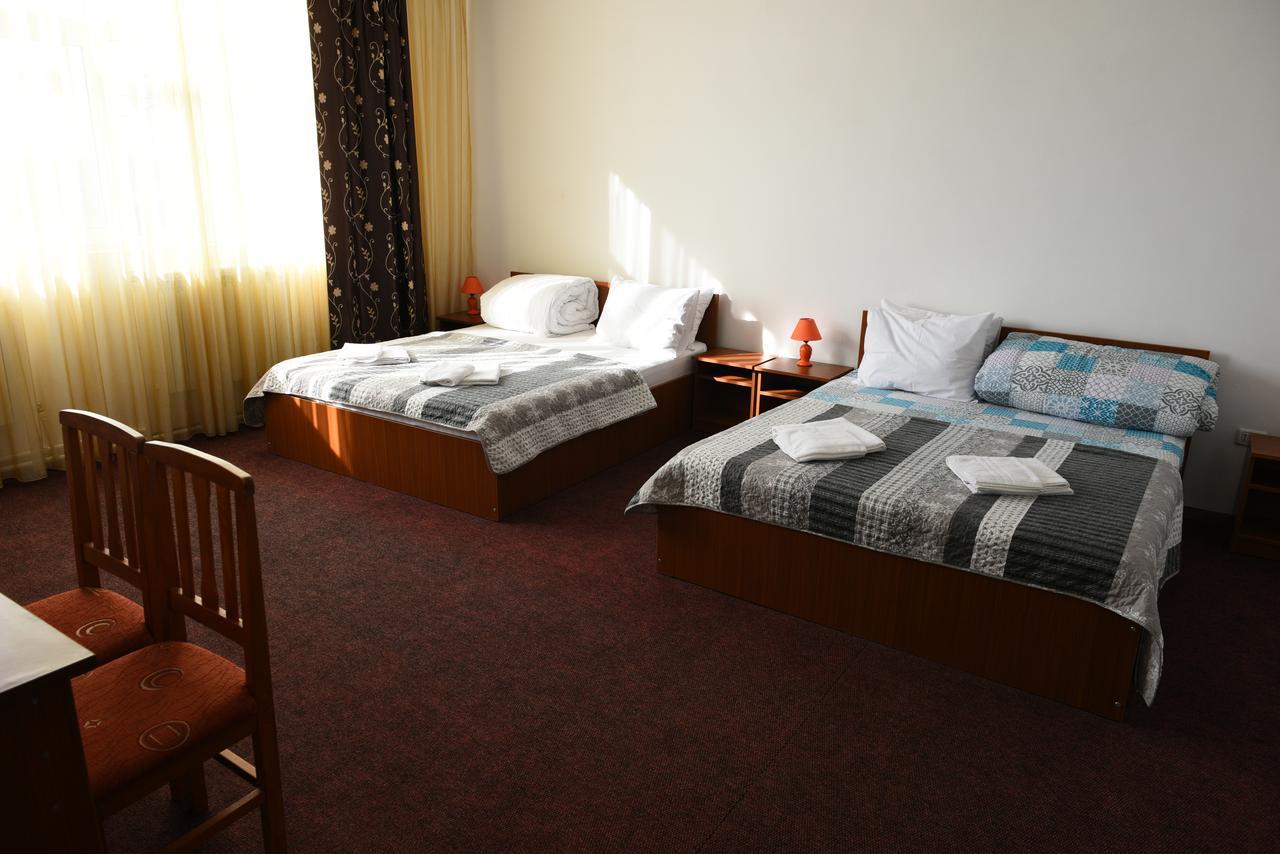 Hostel Ruxandra Focşani 외부 사진
